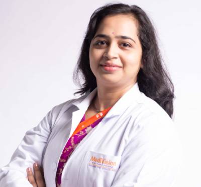 Dr. Anusha Poreddy — Phaco and Refractive Surgeon, MediVision Eye Care Centre