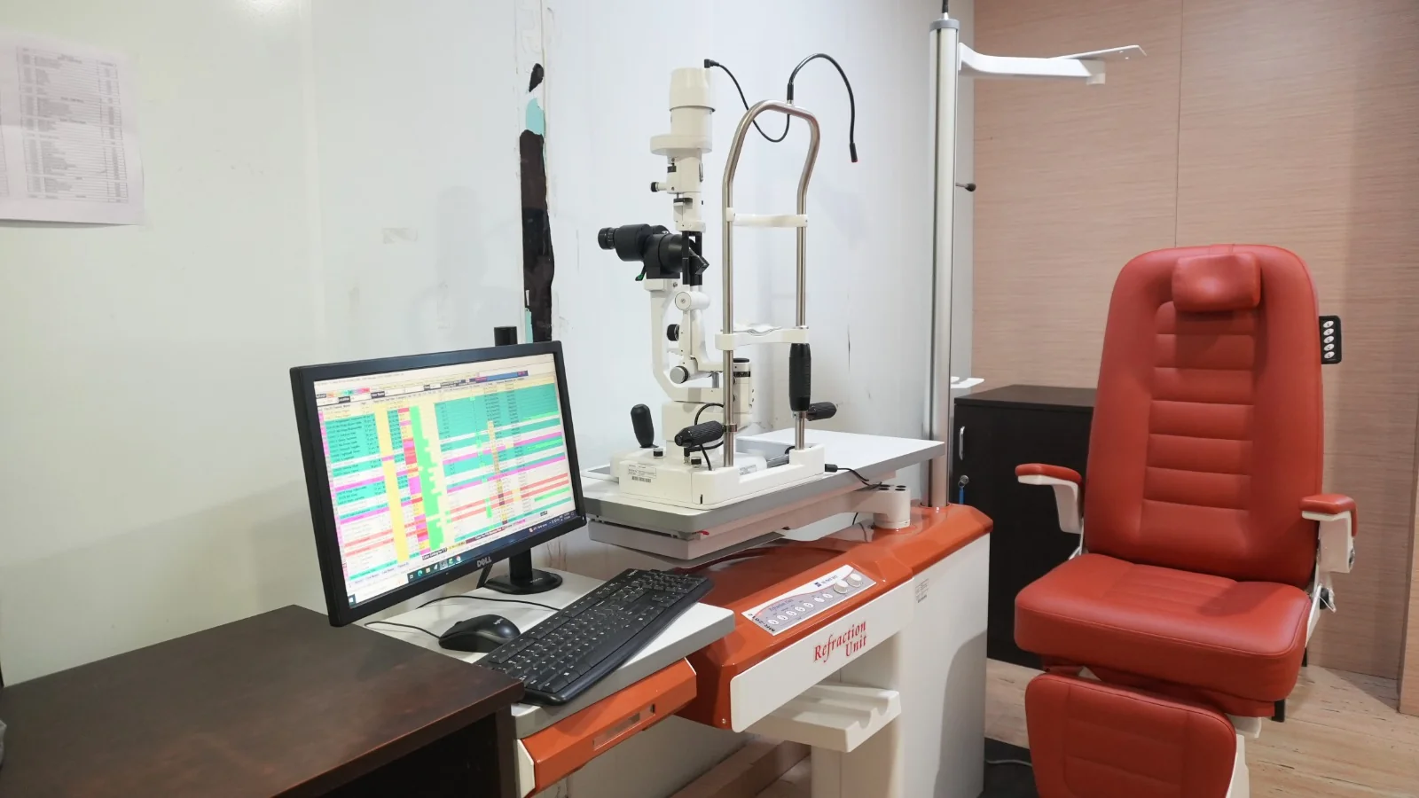 MediVision Eye Care Centre — infrastructure and equipment photo 24