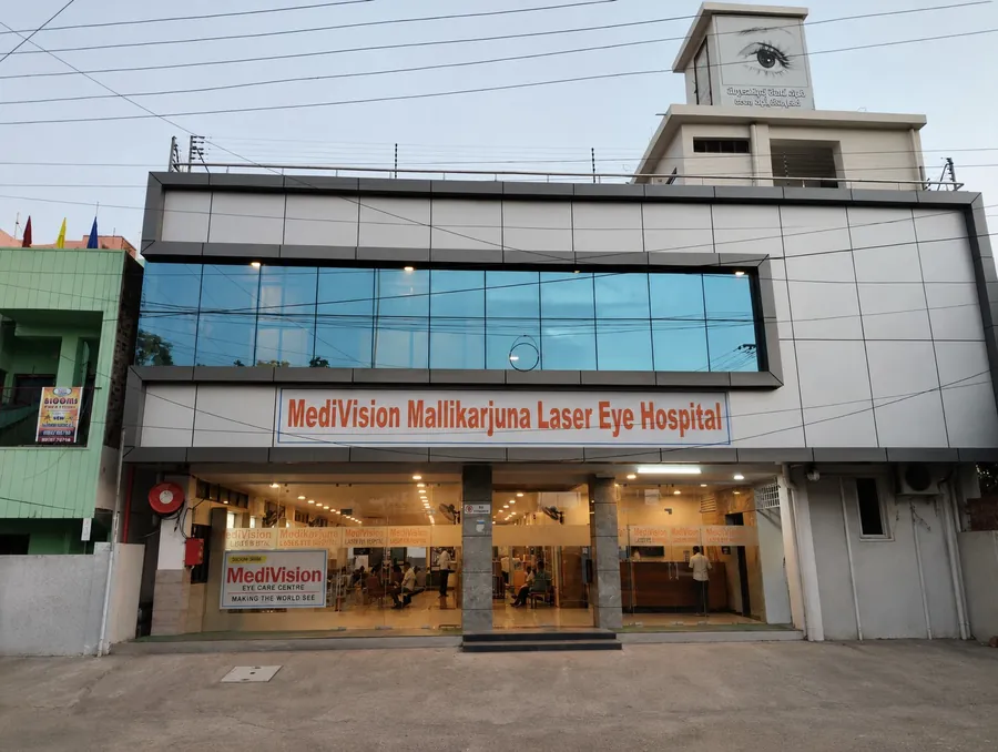 MediVision Eye Care Centre — infrastructure and equipment photo 21